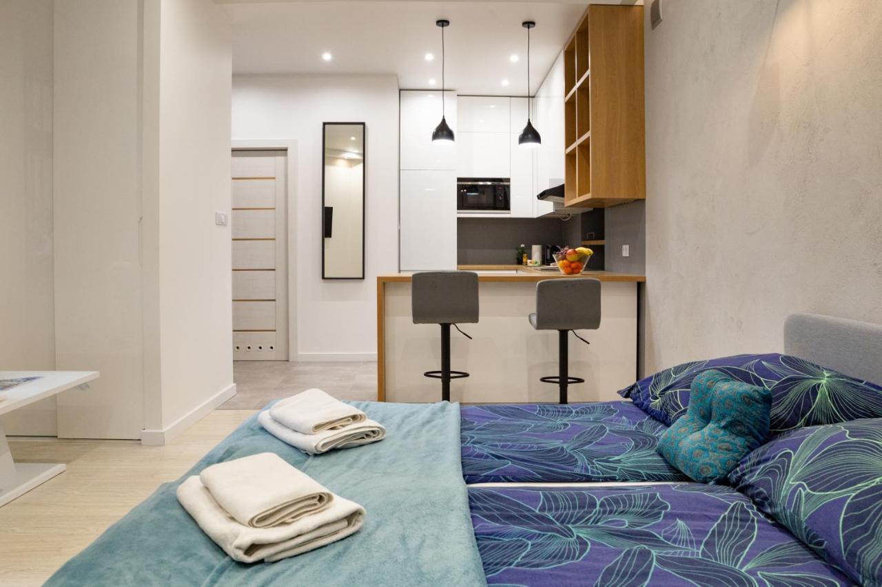 Shy But Shining! Lovely, Stylish & Fully Equipped. Daire Krakow Dış mekan fotoğraf